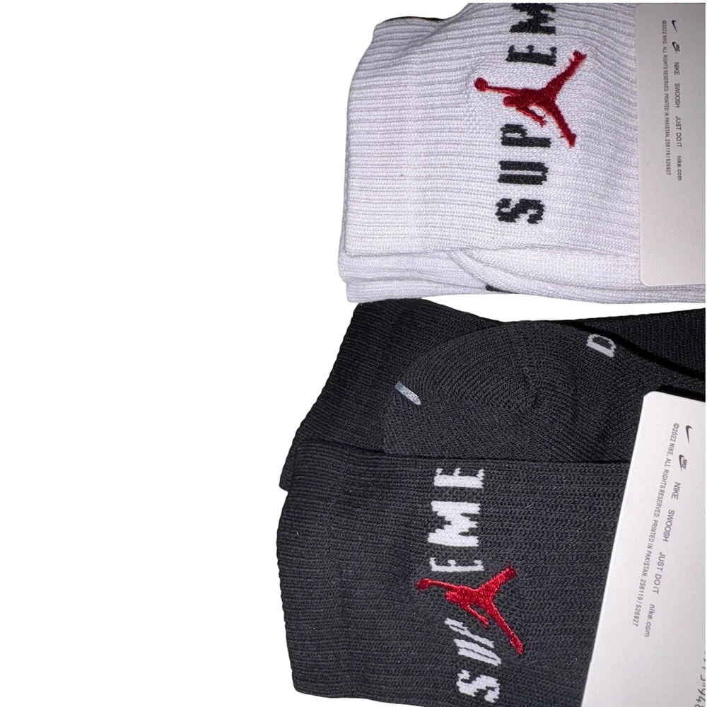 Supreme Jordan Jumpman Crew Socks Black White Mens Size L 7-12 EUR 42-46 4 Pairs - Picture 3 of 3